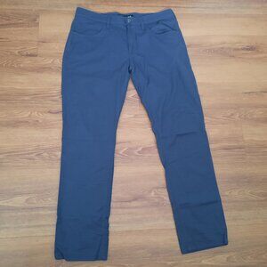Travis Mathew Pants Navy Blue size 32x29